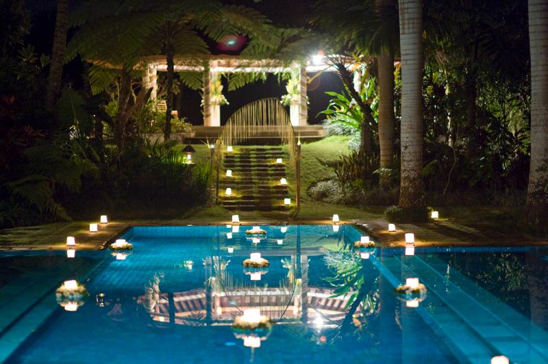 Villa Wedding Album-25.jpg